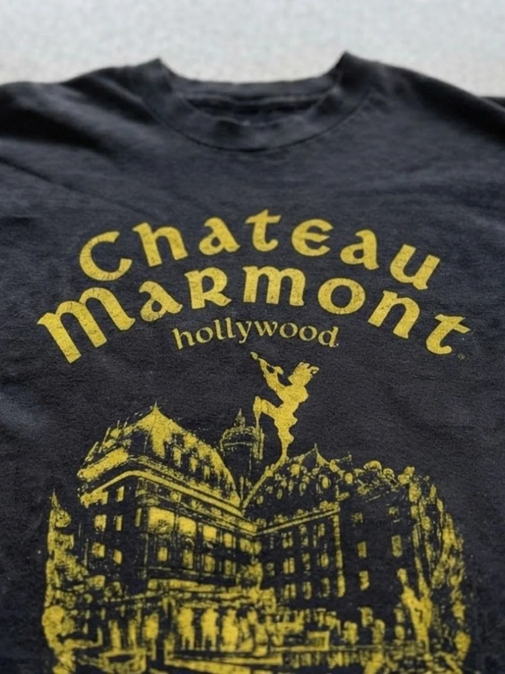 Gildan bold chateau